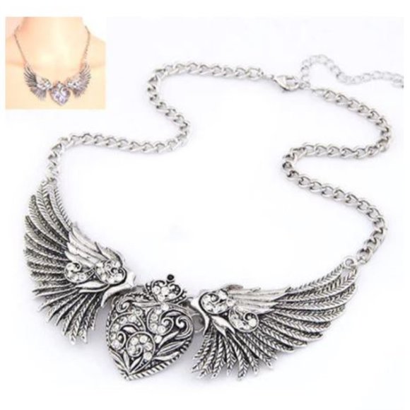 Winged Heart Necklace Crystals Silver Tone - Picture 1 of 4